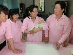 全面的育嬰師--可信賴的寶安育嬰師服務推薦圖片|全面的育嬰師--可信賴的寶安育嬰師服務推薦產(chǎn)品圖片由深圳市瑪麗娜家政服務公司生產(chǎn)提供-